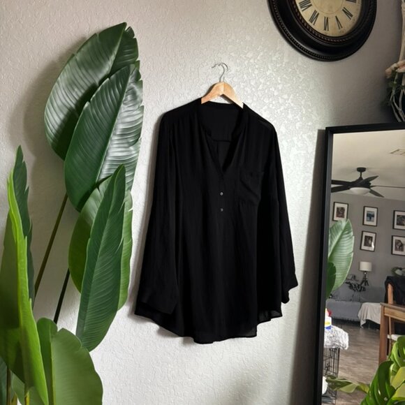 Black Long Sleeve Button Front Blouse - Women’s Size L - Picture 1 of 3